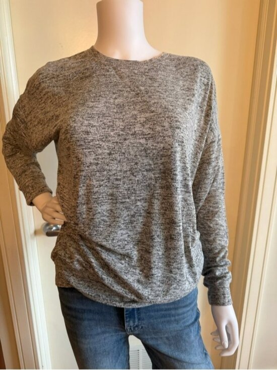 Athleta Tops - Athleta Gray Marled Pullover Sweatshirt